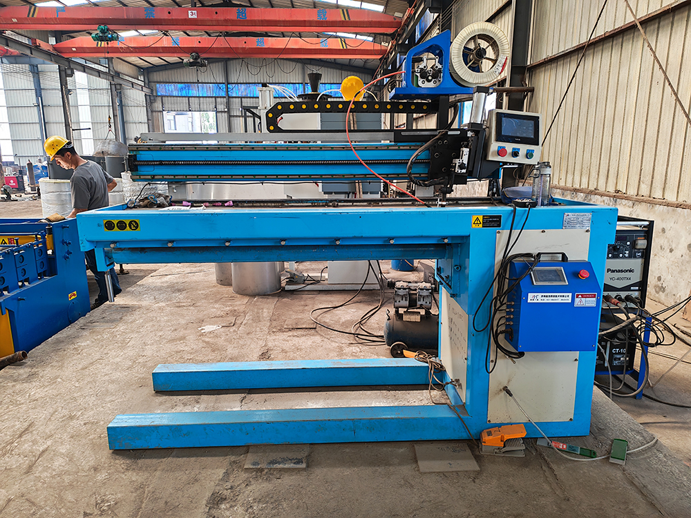 自动氩弧焊接机