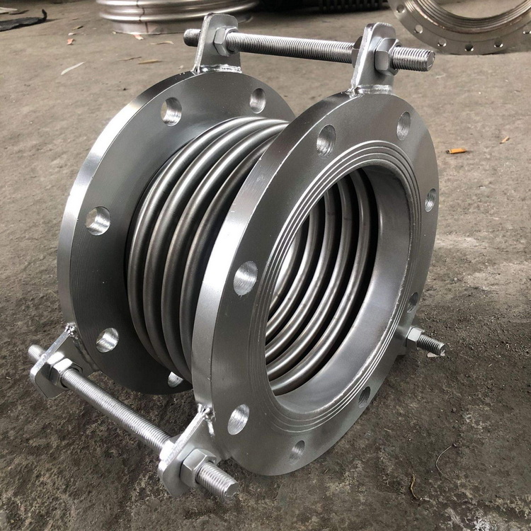 法兰波纹补偿器